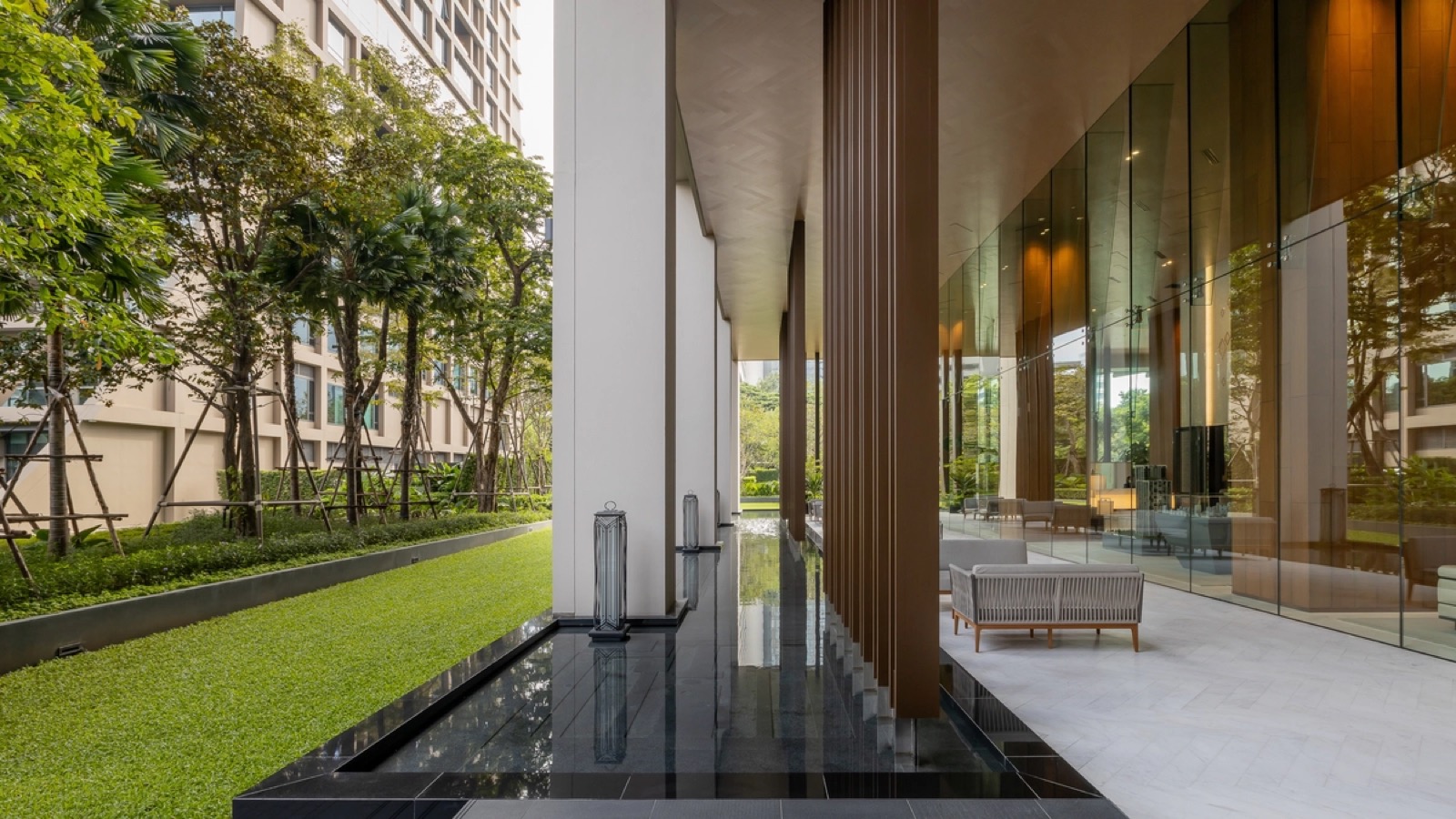 The Residences at Sindhorn Kempinski Bangkok, Langsuan Road, Bangkok, Thailand (photo 3 of 4)
